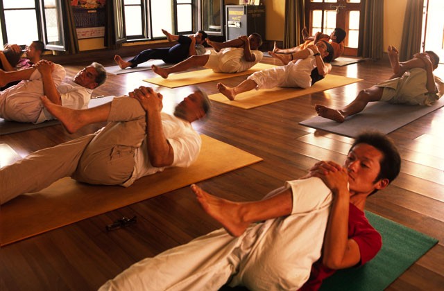 Asana class at the Sivananda Ashram, Rishikesh Asana class at the Sivananda Ashram, Rishikesh