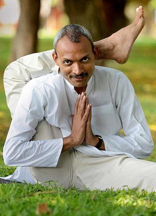 kumar yoga pose