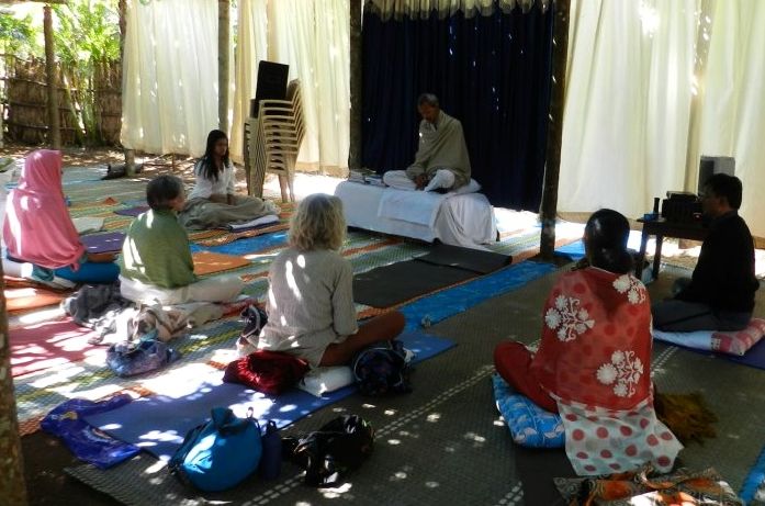 guru teaching