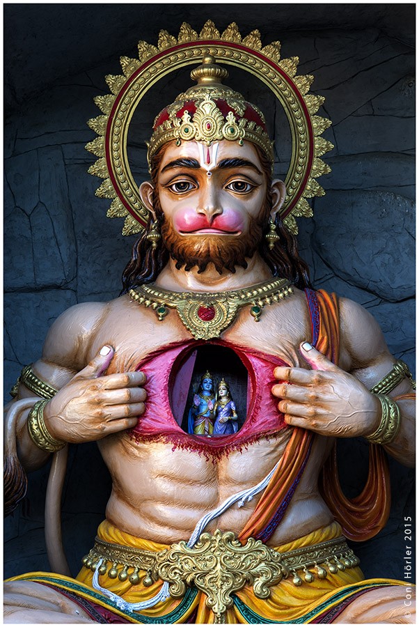 Hanuman, the Monkey God, at the gates of Parmath Niketan