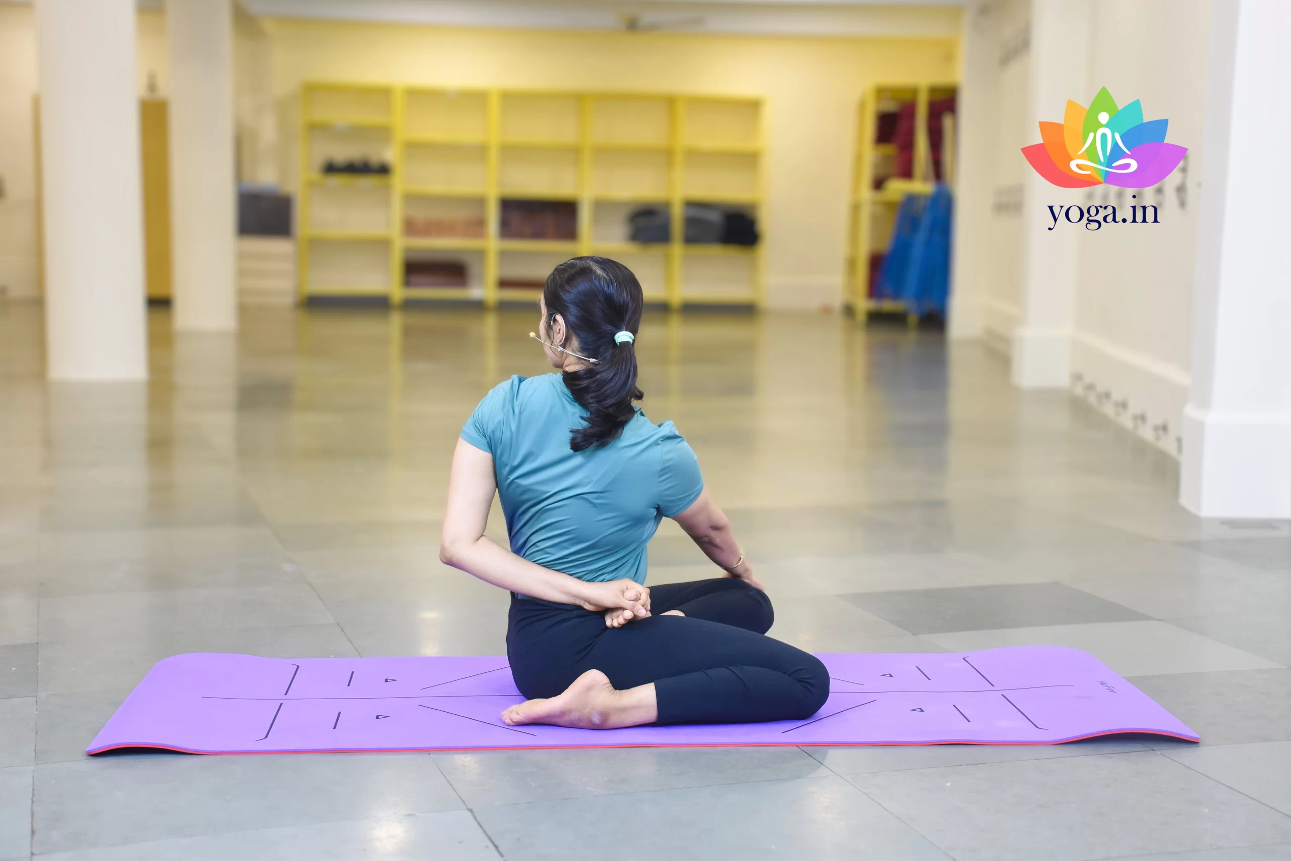 Bhardvajasana 2
