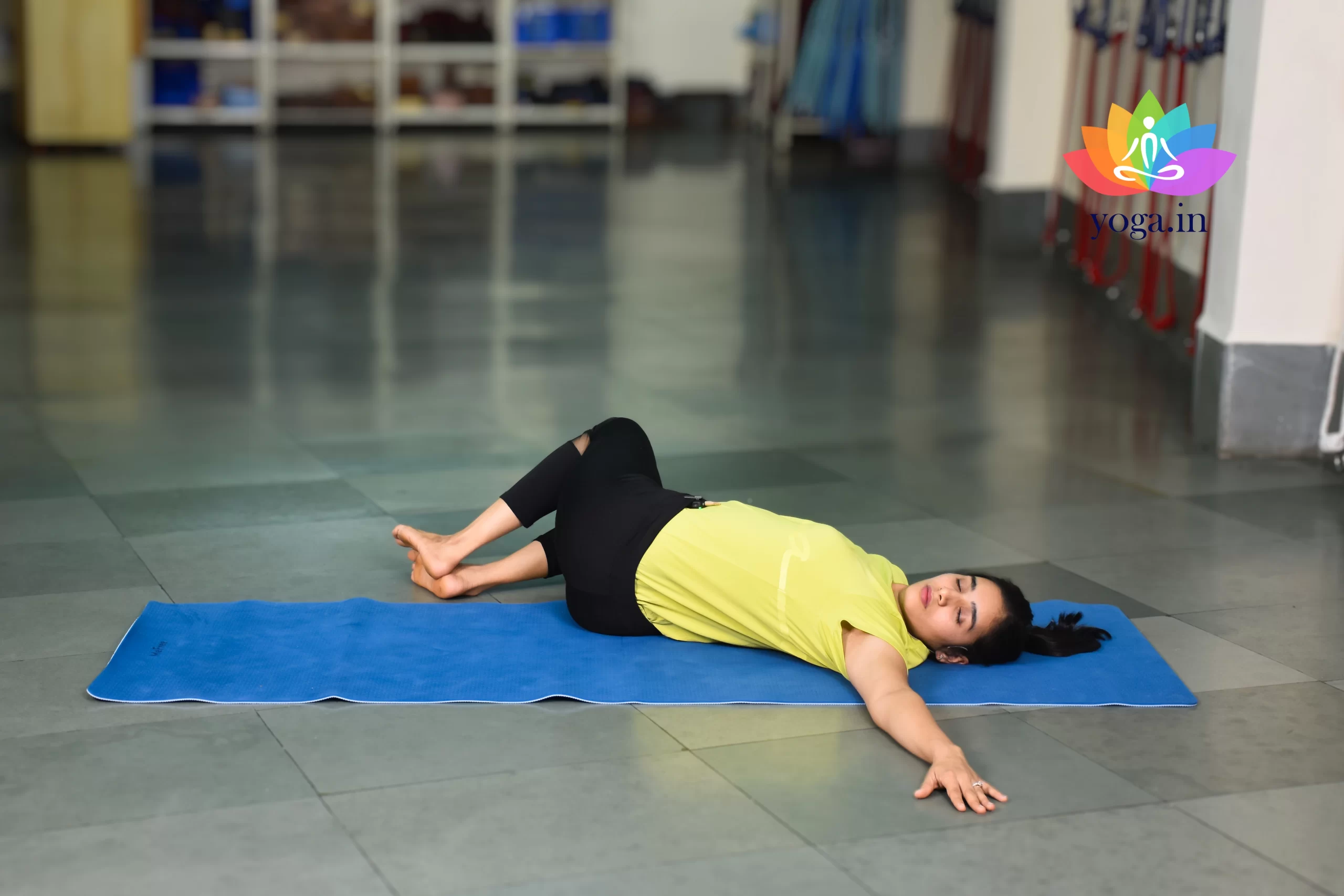 Jathara Parivartanasana