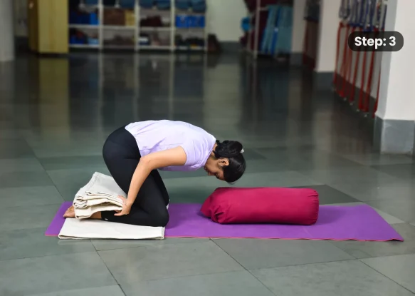 Adho Mukha Virasana[step 3]