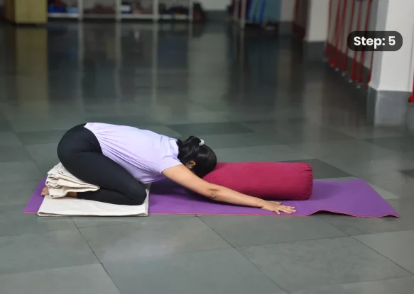 Adho Mukha Virasana[step 5]
