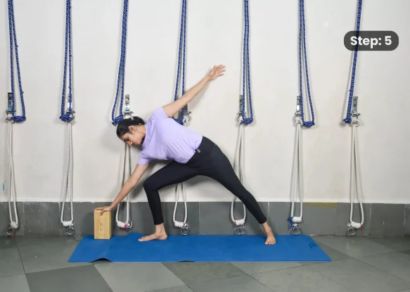 Ardha Chandrasana(step 5)