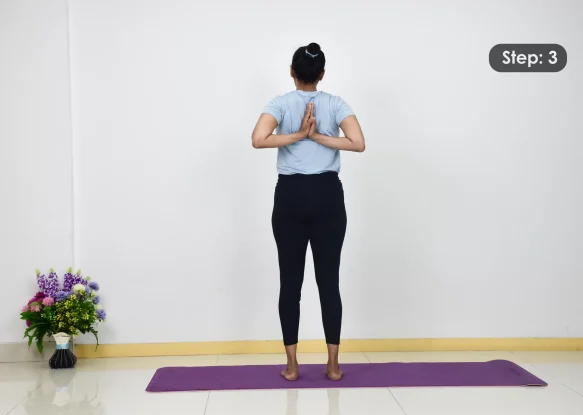 Paschim Namaskarasana Step 3